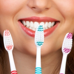 Виды зубных щеток, что выбрать?