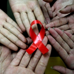 600 млн. долларов РФ  выделит на  борьбу с ВИЧ в мае 2013 года