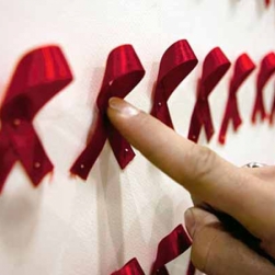 В Беларуси растет количество ВИЧ-инфицированных больных